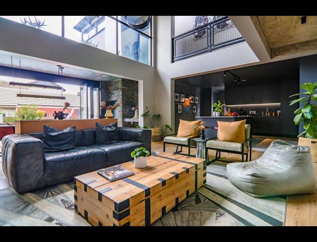 4 BEDROOM HOUSE FOR SALE IN COPPERLEAF ESTATE